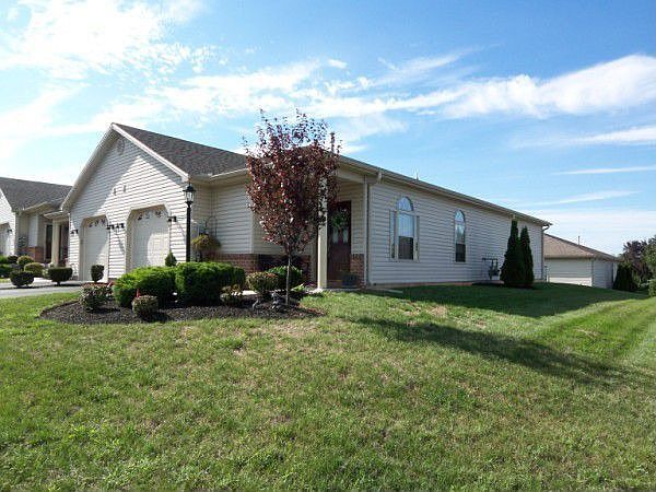 2nd image of 153 Leonard Ln