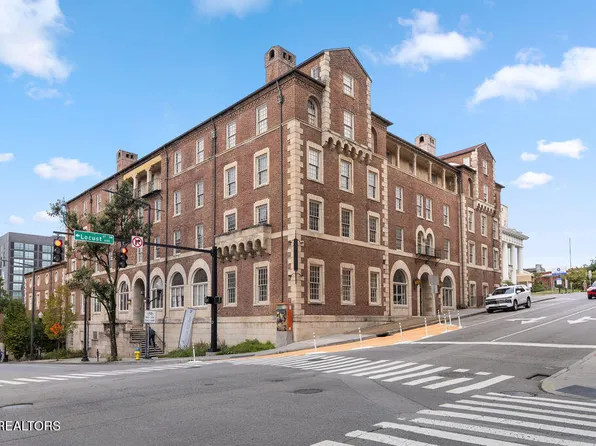 535 Locust St APT 302, Knoxville, TN 37902