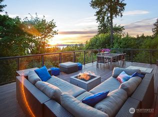 5045 88th Ave SE, Mercer Island, WA 98040