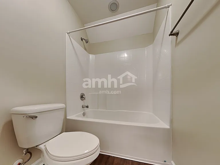 112 Orleans Ct — Photo 19
