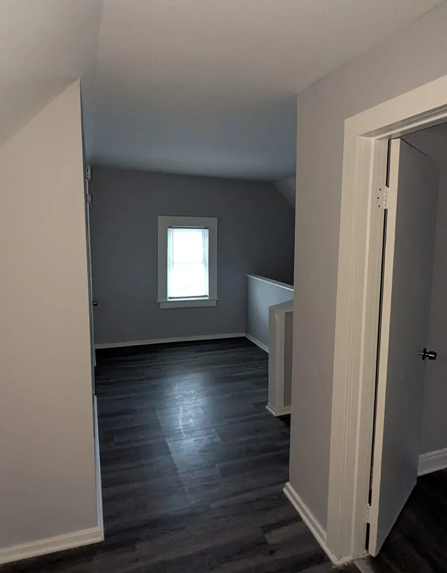 4 bed, 1300 sqft, $1,849 — Photo 4