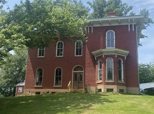 100 Reeves Dr, Wellsburg, WV 26070