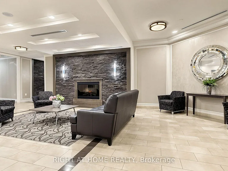60 Heintzman St #2206 — Photo 22
