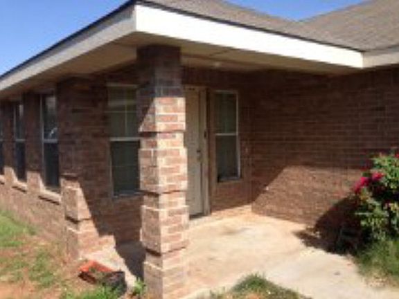 3rd image of 5423 Wimberley St