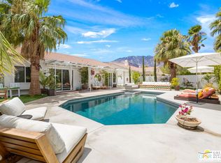 1122 E Via San Michael Rd, Palm Springs, CA 92262