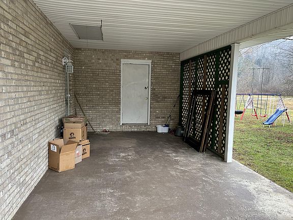 5th image of 225 Dillon Dr