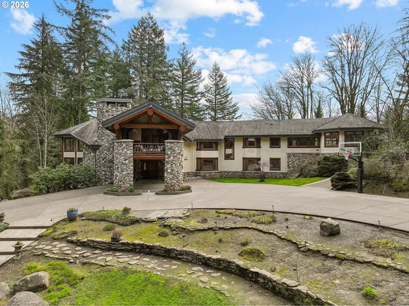 465 NW Royal Blvd, Portland, OR 97210