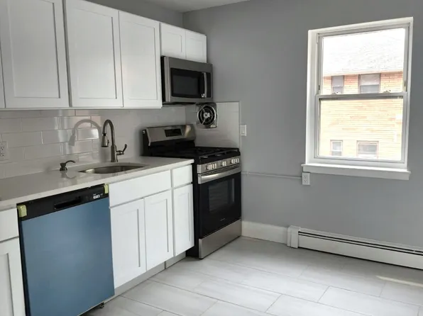 Station Square Apartments Steps from East Rutherford Train Station with Parking Included