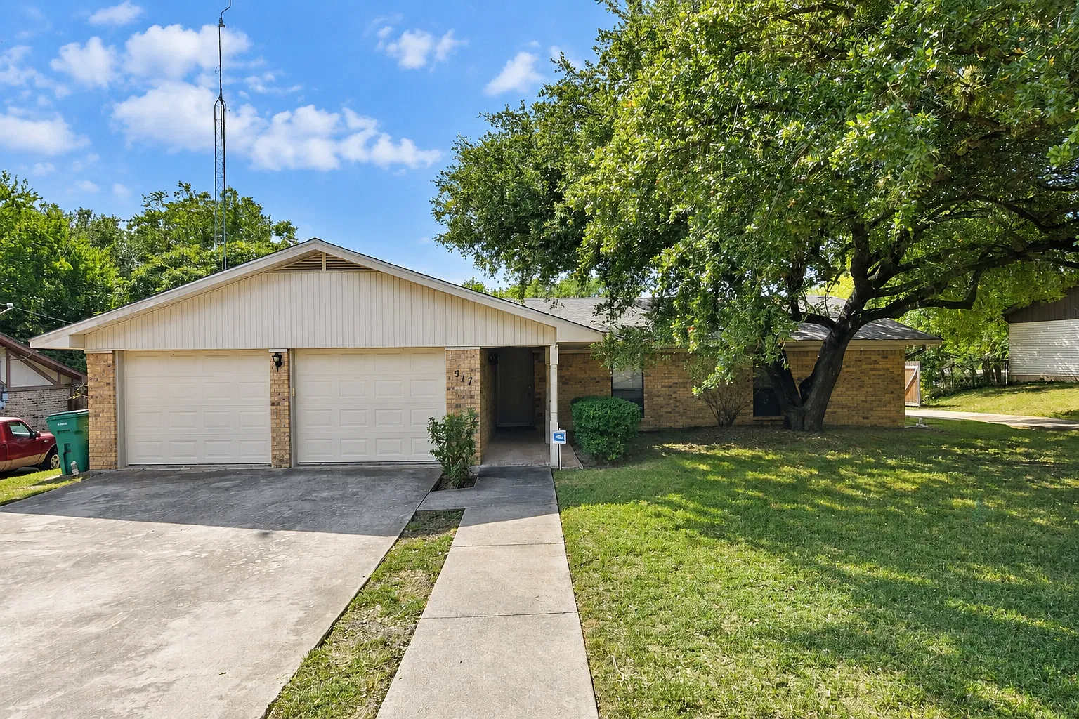 517 E 27th Ave, Belton — Photo 2