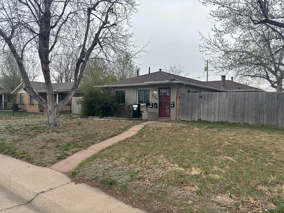 5500 E Thrill Pl #B