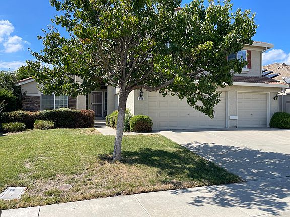 3rd image of 9759 Priscilla Ln