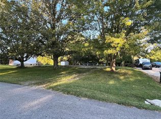 214 Greenbrier Dr, Cape Girardeau, MO 63701