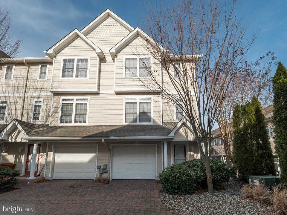 1st image of 20371 Adriana Ln #19