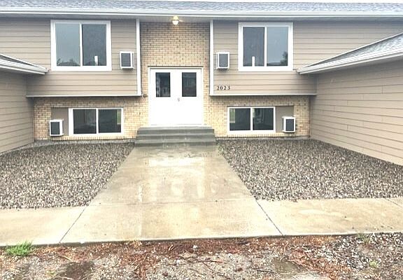 5th image of 2023 Clubhouse Way APT 1