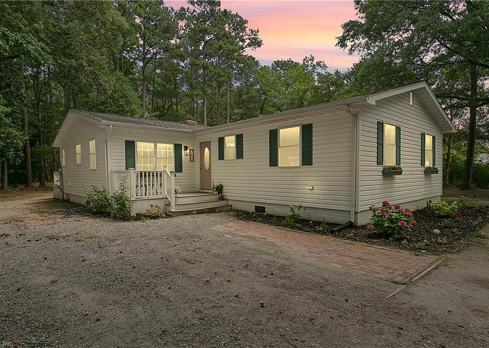 1st image of 707 Beach Rd