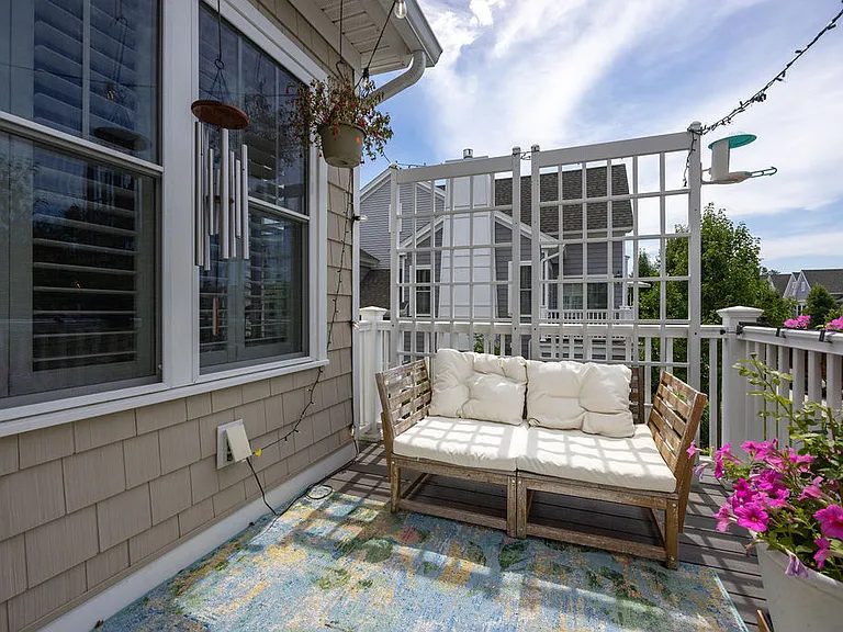 43 Sunflower Way — Photo 32
