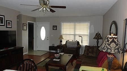 1st image of 538 Pride Ave