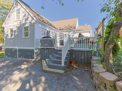 69 Pine Grove Avenue, Hyannis, MA, 02601