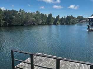 11 SE Kings Bay Dr, Crystal River, FL 34429