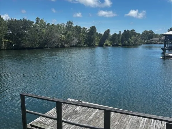 11 SE Kings Bay Dr, Crystal River, FL 34429