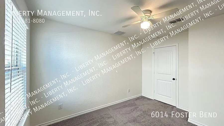 4 Bed, 3 Bath Home on a Greenbelt — Photo 3