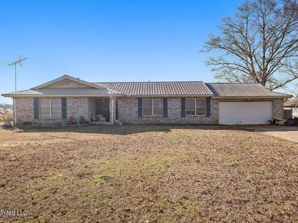 146 Concord Rd, Pelahatchie, MS 39145