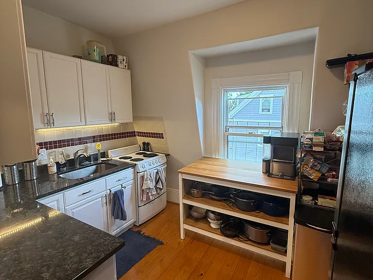 10 Sumner Rd — Photo 7