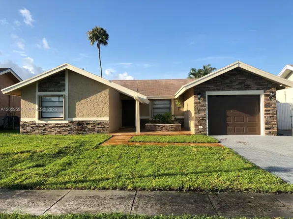 8204 SW 12th St, Pompano Beach, FL 33068
