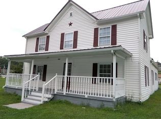 631 Spruce St, Marion, VA 24354
