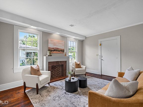 5th image of 323 Butler Rd