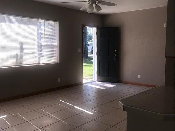 3rd image of 101 Handley Dr