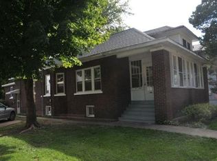 410 W Locust St, Dekalb, IL 60115