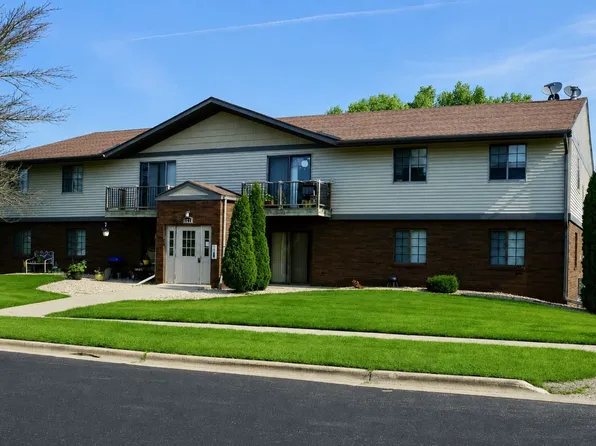 1616 Kenilworth Apartments, 1616 Kenilworth Ct #4, Stoughton, WI 53589
