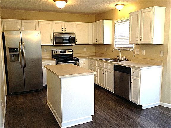 2nd image of 7252 Aplin Dr