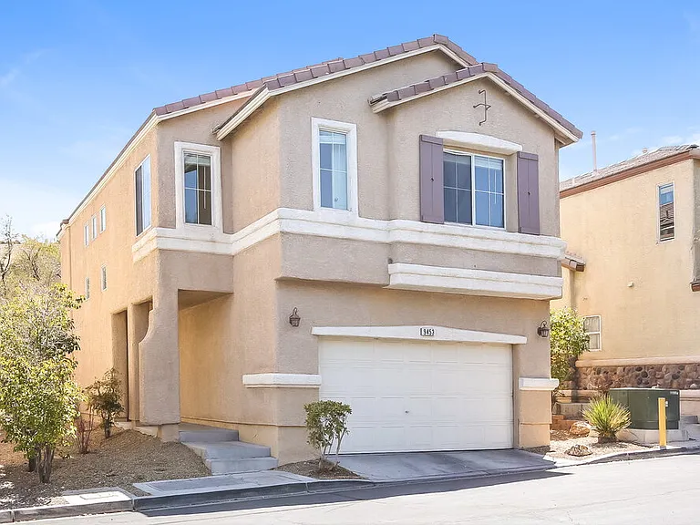 9453 Milkweed Canyon Ave — Photo 4