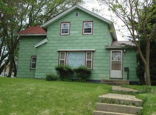 314 W McGregor St, Algona, IA 50511