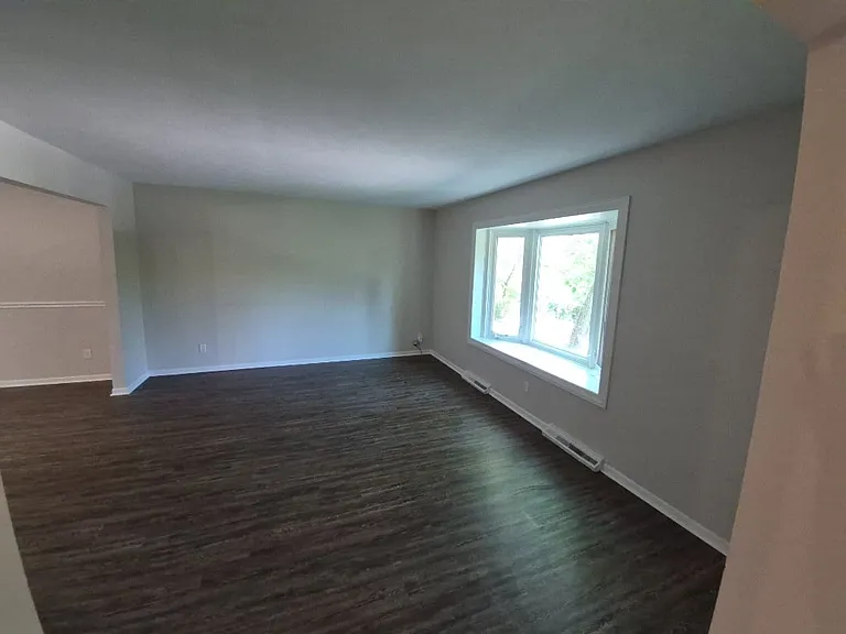 6386 Taylor Rd — Photo 6