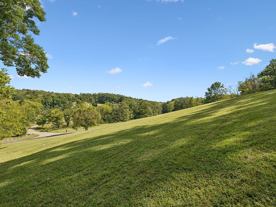 1st image of 110 Hidden Valley Rd