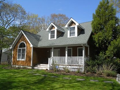 1st image of 92 Sycamore Dr