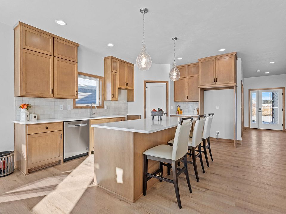 2nd image of 3110 Lazy Oak Dr