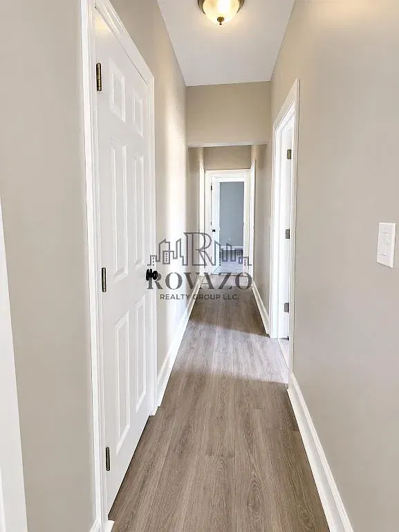 2 bed, 650 sqft, $1,800 — Photo 4