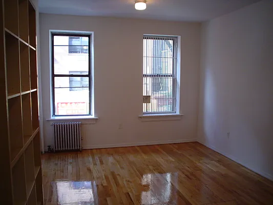 Rented by Chartwell Forest Hills Realty | media 2