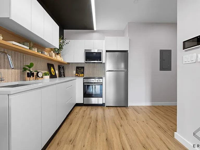 219 Lenox Rd #6C — Photo 3