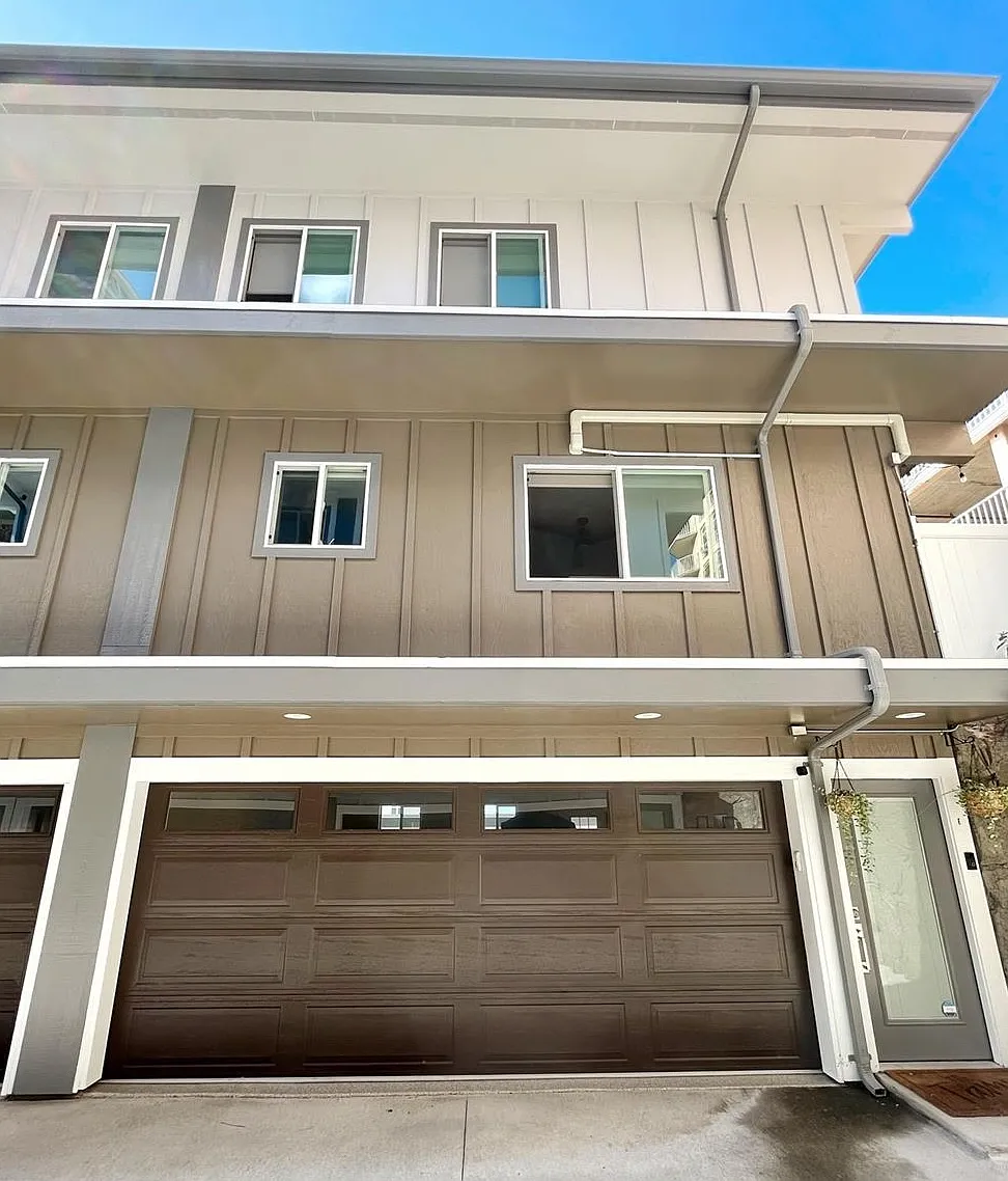 3 bed, 1104 sqft, $4,200 — Photo 1
