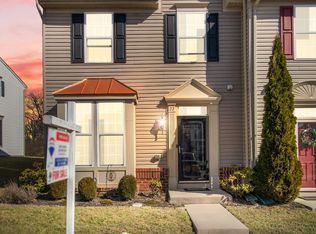 22 Mississippi Point, Falling Waters, WV 25419