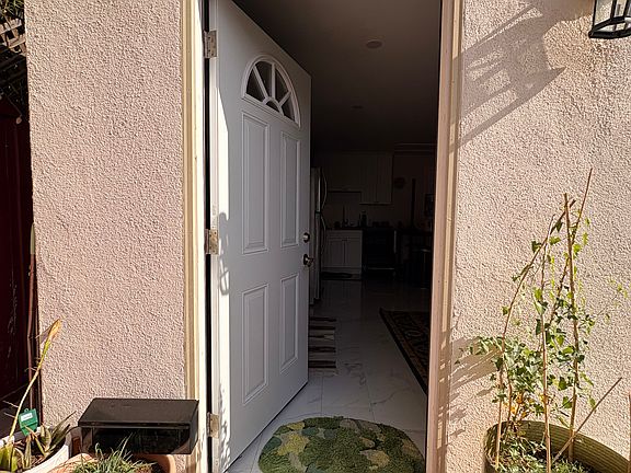 5th image of 6577 Seaman St