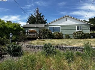 664 NE Knoll Ave, Roseburg, OR 97470