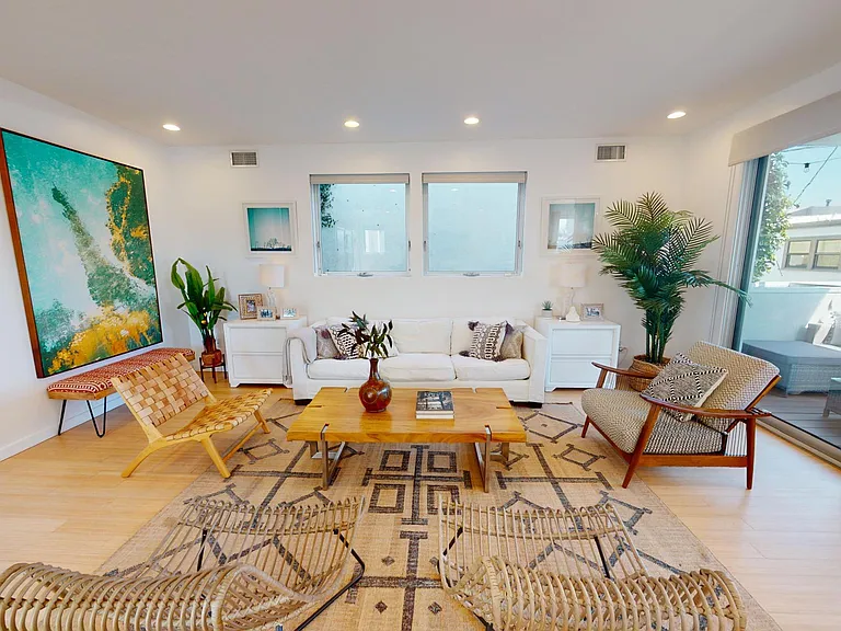 1410 Pacific Ave — Photo 4