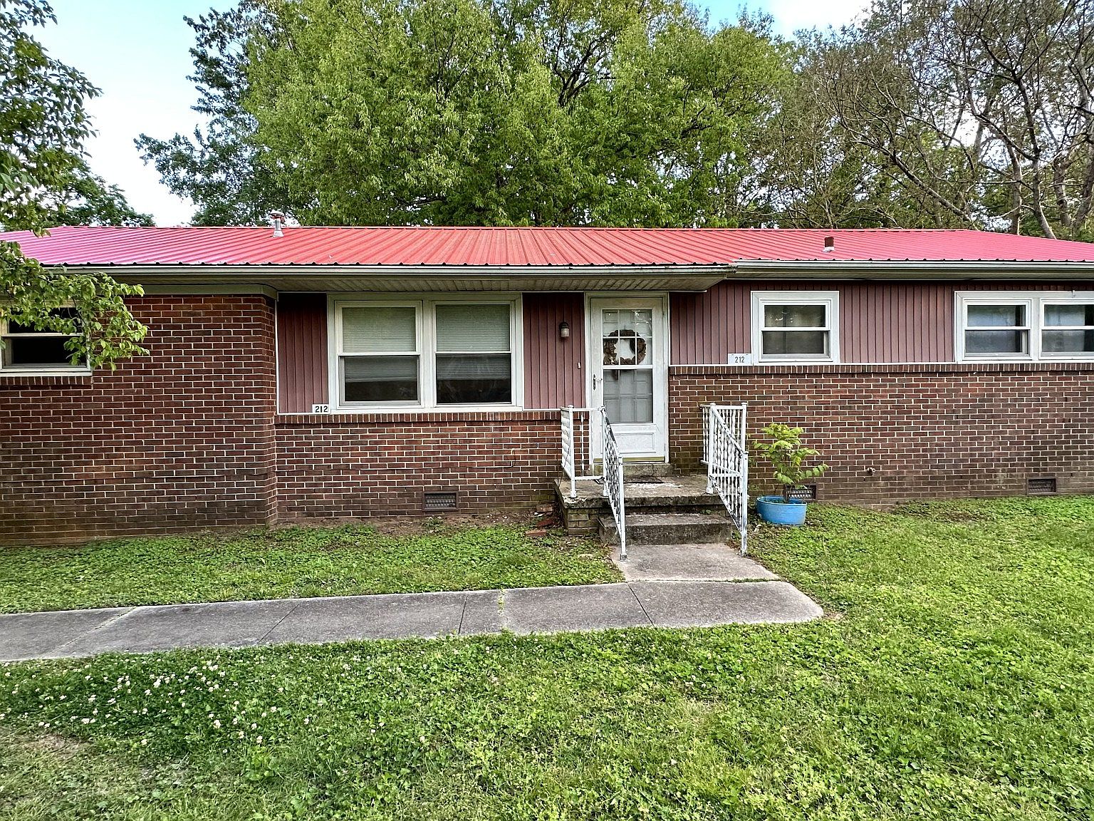 212 Chestnut Dr, Shelbyville, TN 37160 Zillow