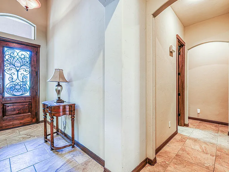 6459 Snowheights Ct — Photo 31